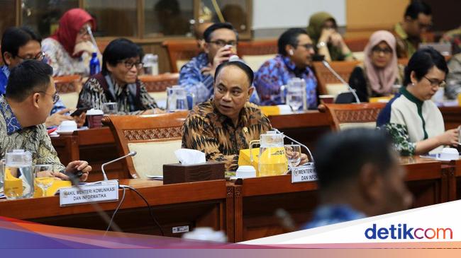 Anggaran Dipangkas Rp 155 Miliar, Budi Arie Tetap Jamin Tidak Ada PHK Pegawai