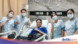 Syukur, Fahmi Bo Kembali Pulang dari Rumah Sakit