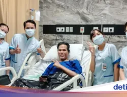 Syukur, Fahmi Bo Kembali Pulang dari Rumah Sakit